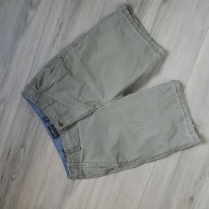 Lucky Brand Olive color shorts 32 waist
